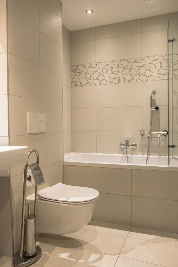 Hotel Minerva ميدولين المظهر الخارجي الصورة
